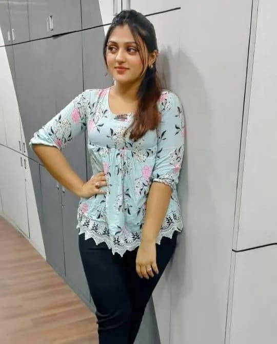 Sunaina independent in mumbai