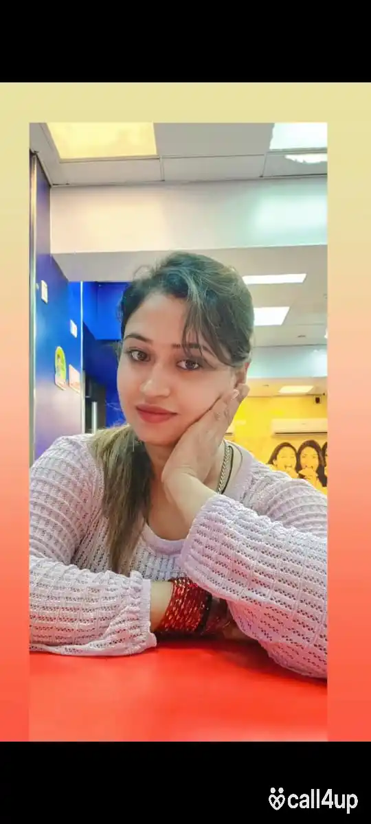 Kajal independent in ludhiana